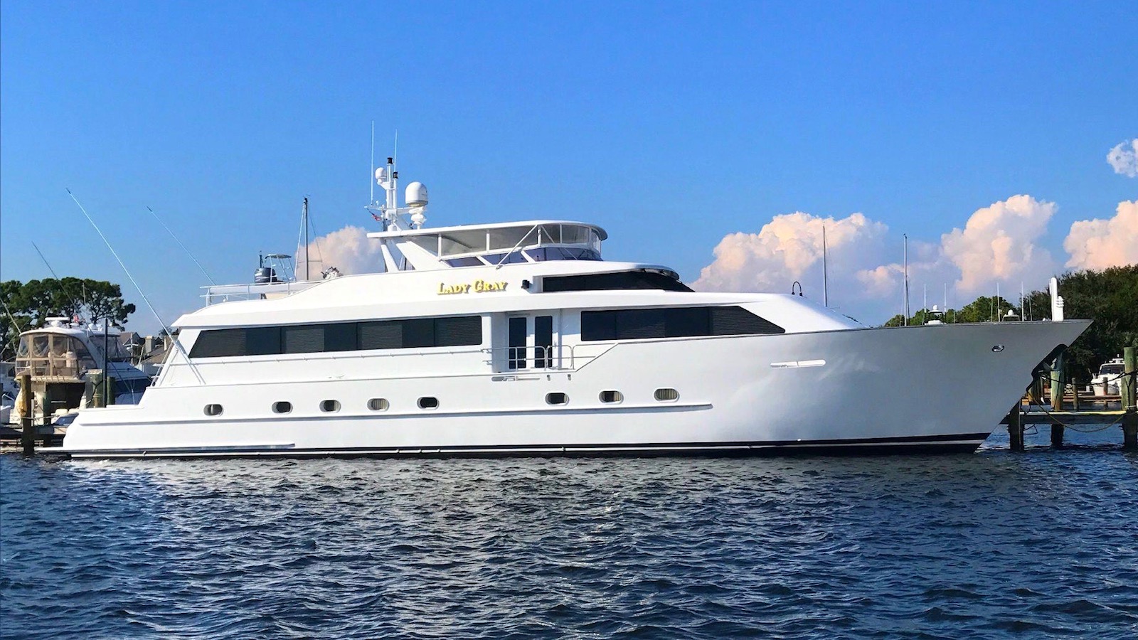 gray & gray yacht brokers inc